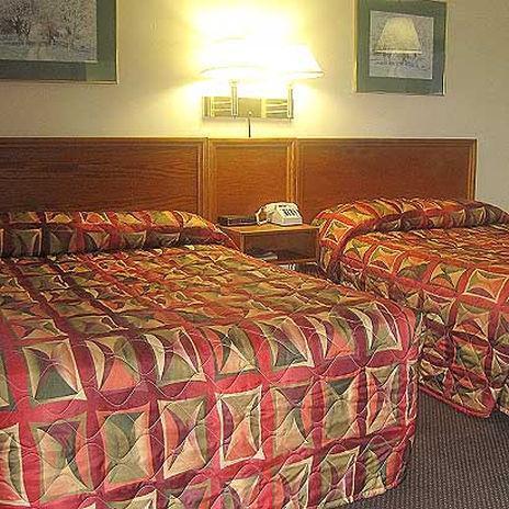 Budget Inn Oskaloosa Dış mekan fotoğraf