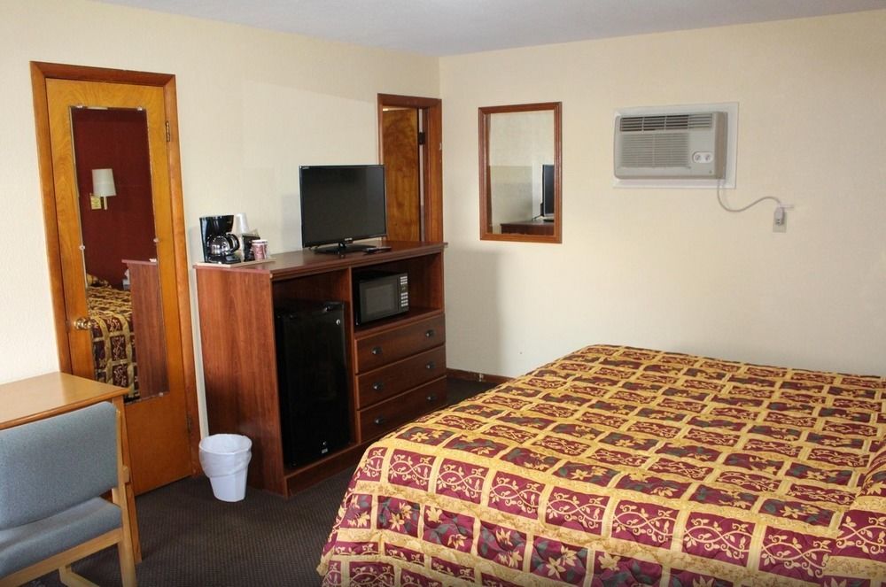 Budget Inn Oskaloosa Dış mekan fotoğraf