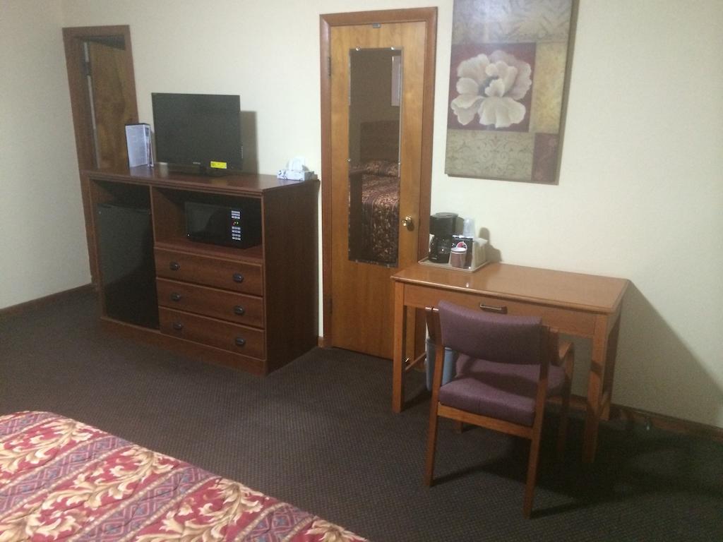 Budget Inn Oskaloosa Dış mekan fotoğraf